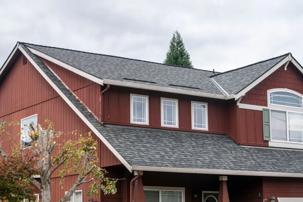 Best Time of Year to Install or Replace Siding