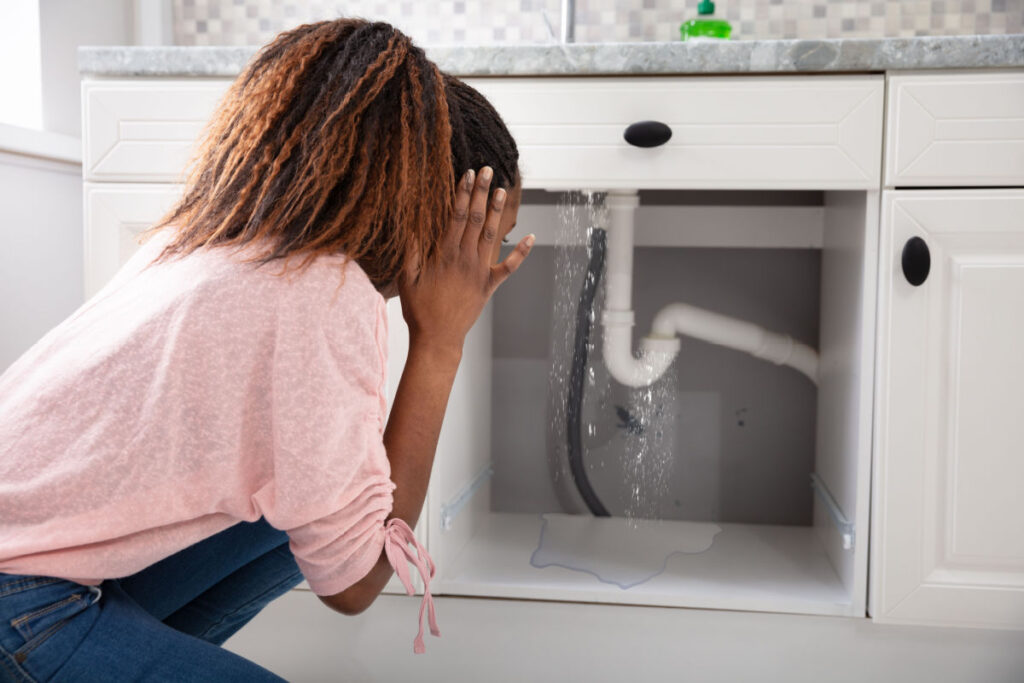 Emergency Plumber Hacks: Fast Clogged Drain Relief