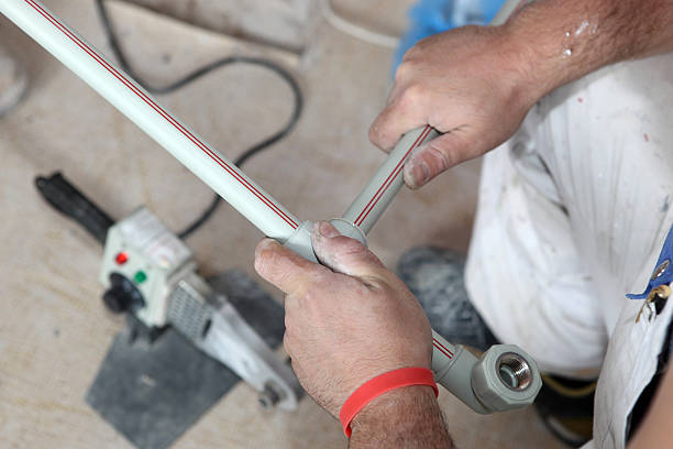 Choosing the Right Contractor for Repiping Plumbing Services