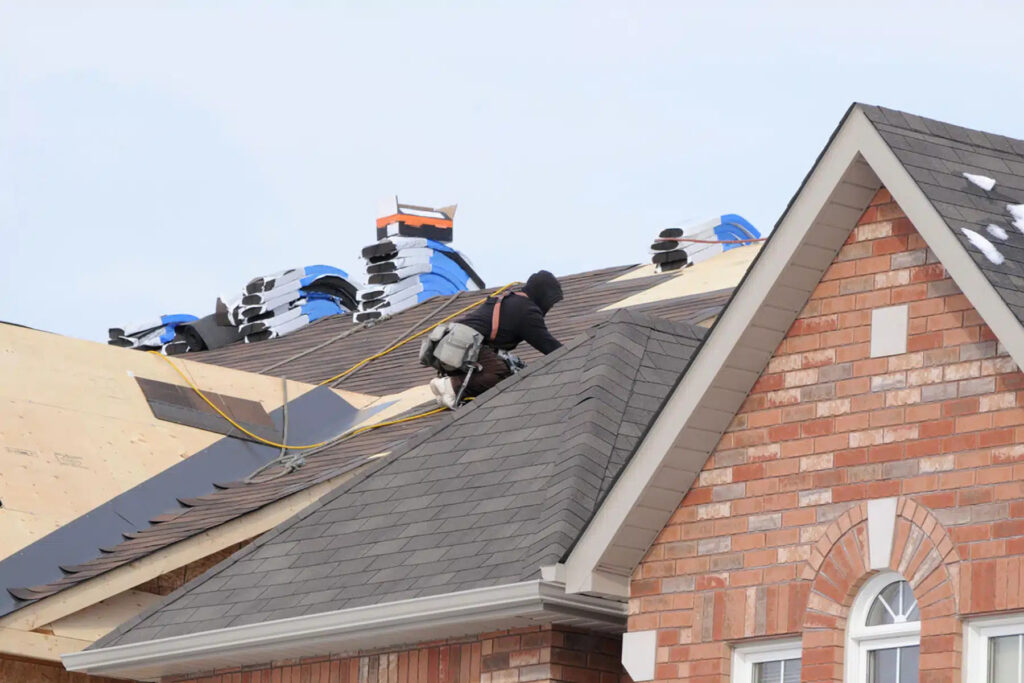 Common Mistakes to Avoid During a Roof Replacement